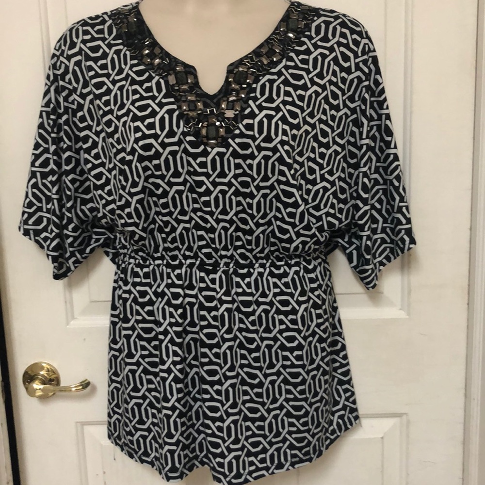 Black and White Geometric Print Beaded Shirt 22/24
